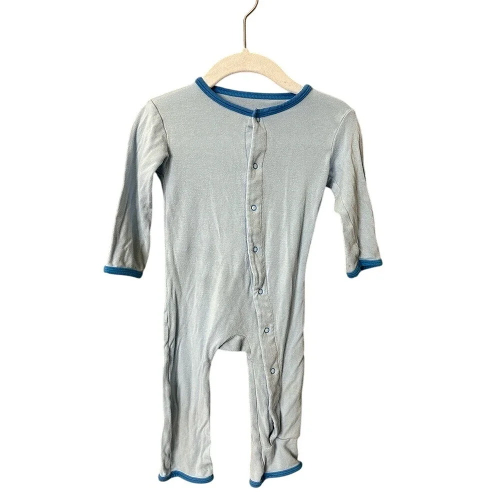 Kickee Pants‎ long sleeve Pj's light blue 6 - 9 month with dog on back